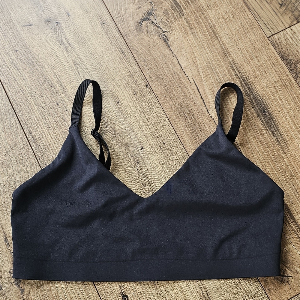Good American Minimalist Sports Bra - Black ~ Large